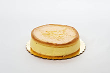 Load image into Gallery viewer, 7 Inch Round Cheesecakes for Pick Up - Bovella&#39;s Cafe
